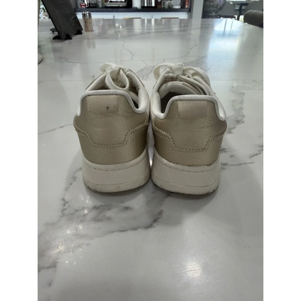 No Boundaries Shoes Womens Size 7 White Tan Colorblock Lace Up Low‎ Top Sneakers